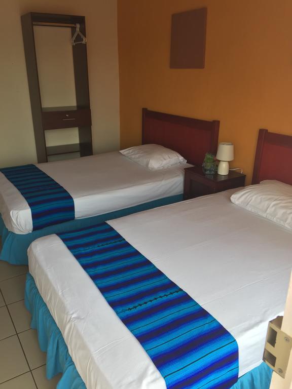 Hotel Villa Margarita Flores Zimmer foto